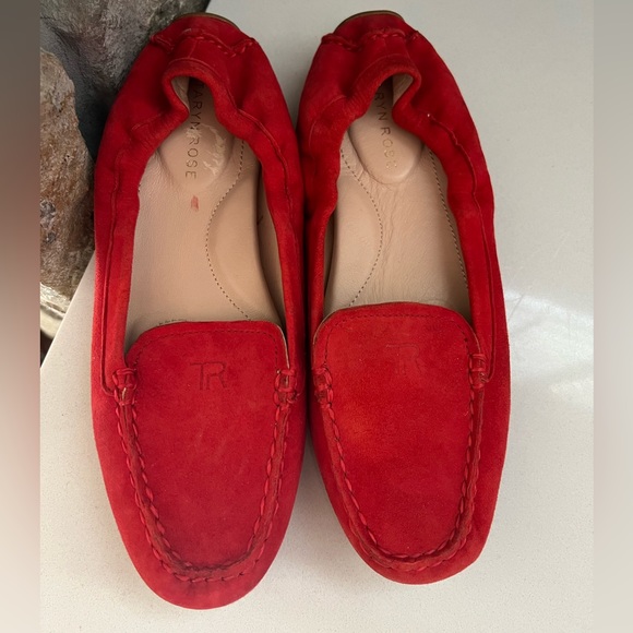 Taryn Rose Kristine Suede Stretch Loafers in Sangria Suede Size 7.5 - Picture 2 of 8